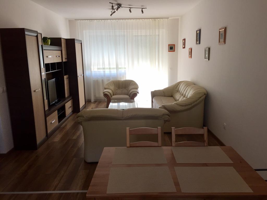Barand Apartman エゲル エクステリア 写真